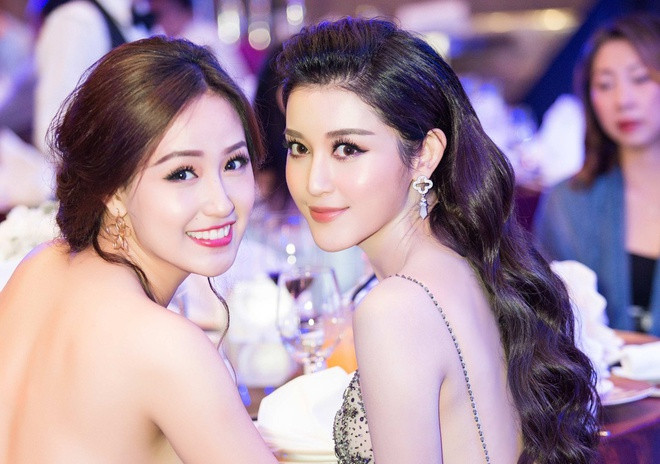 Mai Phương Thúy cũng rất thân với Huyền My. Cả hai bị đồn rạn nứt khi không xuất hiện cùng nhau trong thời gian dài. Chia sẻ về tin này, Huyền My nói: "Thỉnh thoảng vẫn tâm sự với chị Thúy mà. Vì chị Thúy ở TP.HCM nên cũng ít gặp nhau lắm. Có những thứ mọi người tưởng thế mà không phải thế đâu. Mà chị Thúy còn chăm đi chơi với mẹ tôi hơn là tôi".