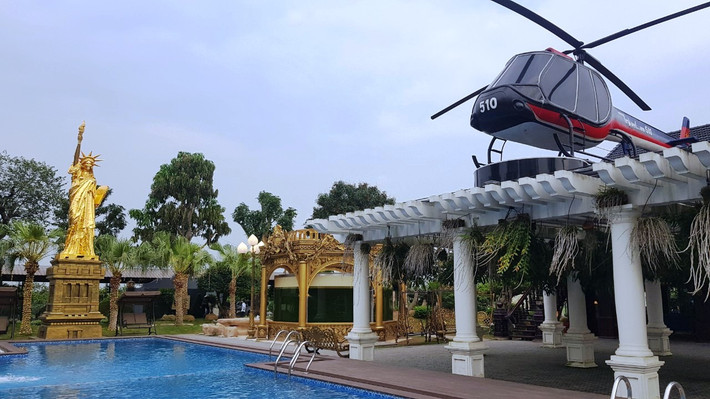 Người dân trong làng vẫn ví “công viên Ô Mễ” như một “Công viên Thủ Lệ” ở Hải Dương bởi sự đầu tư bài bản, công phu của chủ nhân công viên này.