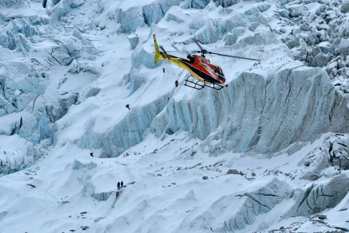 Chiếc trực thăng H125 gặp nạn ở đỉnh Everest là thành viên dòng Ecureuil của hãng Airbus, đã tích lũy được 38 triệu giờ bay trên toàn thế giới.