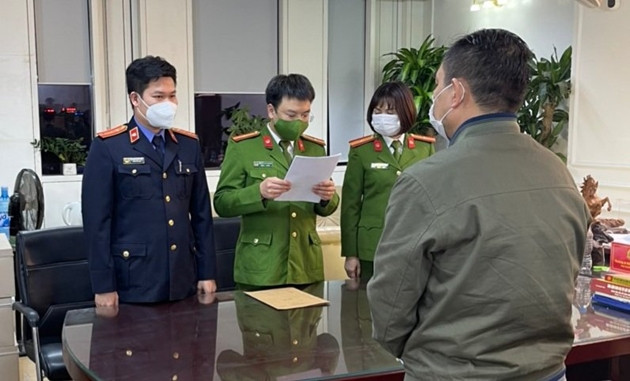 Hành vi của Phạm Duy Tuyến, Phan Quốc Việt và các đối tượng liên quan tại CDC Hải Dương, Công ty Việt Á là vi phạm nguyên tắc công bằng, minh bạch trong hoạt động đấu thầu, vi phạm các điều cấm quy định tại Luật Đấu thầu, có dấu hiệu của tội "Vi phạm quy định về đấu thầu, gây hậu quả nghiêm trọng", quy định tại Điều 222, Bộ luật Hình sự năm 2015, sửa đổi bổ sung năm 2017.