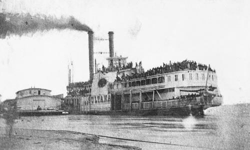 Tàu SS Sultana chìm trên sông Mississippi, cách Memphis vài dặm về phía bắc vào ngày 27/4/1865. Nguyên nhân vụ nổ là do 3 trong tổng số 4 nồi hơi của tàu phát nổ vào lúc 2h sáng đã khiến con tàu bị chìm. Hậu quả là 1.700 người thiệt mạng.