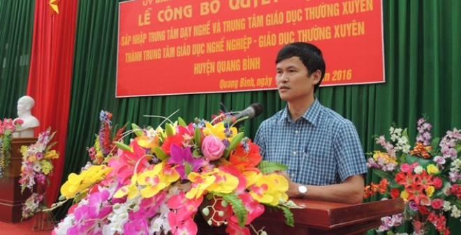 Những cán bộ trên đều khẳng định có quan hệ anh em ruột thịt, họ hàng với Bí thư tỉnh ủy Triệu Tài Vinh nhưng họ cũng cho biết, quá trình đi lên của họ là từ cấp cơ sở, không liên quan gì đến Bí thư Tỉnh ủy Hà Giang. Trao đổi với PV Kiến Thức, ông Triệu Tài Phong cho biết: “Khi biết thông tin trên mạng xã hội nói về việc anh em họ hàng anh Vinh đảm nhiệm các chức vụ trong đó có tôi, tôi thấy bình thường thôi. Có ai đó không hài lòng gì đó nên lợi dụng nói. Chứ đâu có phải một mình làm được hết. Bổ nhiệm phải trọn vẹn theo quy trình, cấp nào ở cấp đó, do tổ chức đàng hoàng, có phải tự làm được đâu. Từ trước đó, tôi đi từ cơ sở đi chứ có phải đùng một cái là lên đó ngồi đâu”.