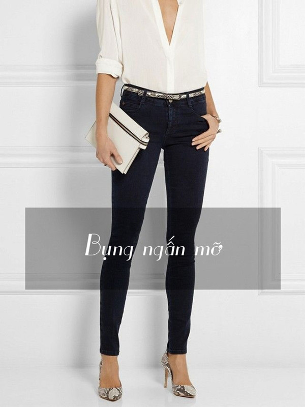 Giải pháp: Quần jeans cạp trễ chỉ còn là quá khứ. Hãy chọn cho bạn một chiếc quần jeans cạp cao hoặc cạp trung đủ “an toàn” để vòng 2 không lộ quá nhiều và giúp cố định lượng mỡ dư thừa, đồng thời, bạn nên đóng thùng để tạo vòng eo thon gọn hơn. Chú ý độ dài của chiếc quần mới chỉ cần tăng từ 9 đến 11 cm so với một chiếc quần cạp trễ.