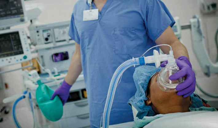 Bệnh nhân sẽ được gây mê trước khi tiến hành nội soi ổ bụng.