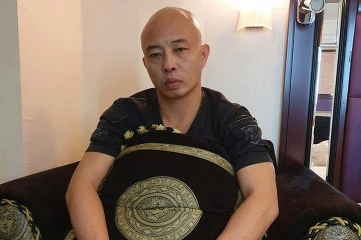 "Hiện hồ sơ và kết luận điều tra vụ việc cũng đã được chuyển sang Viện kiểm sát nhân dân cùng cấp để đề nghị xem xét, truy tố bị can Nguyễn Xuân Đường" – đại tá Nguyễn Xuân Hậu thông tin. Ảnh: Nguyễn Xuân Đường trước thời điểm bị bắt giữ.