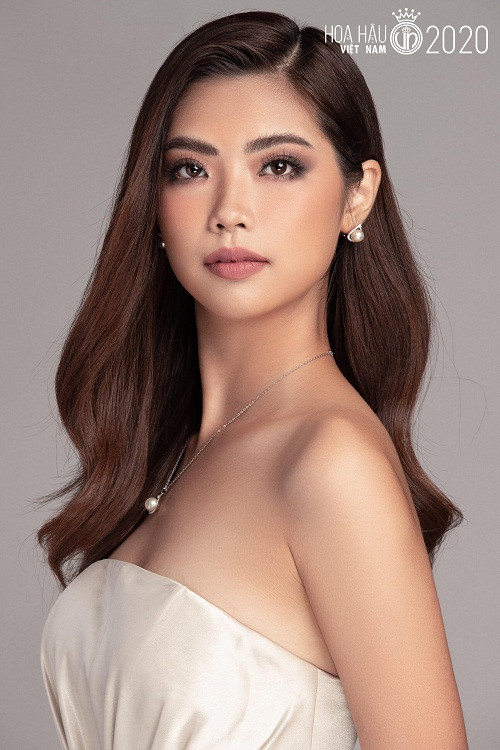 Minh Phương sở hữu ngoại hình nổi trội với chiều cao 1m73 và số đo 3 vòng lần lượt là 82-62-92. Ngoài ra, người đẹp còn có nhiều kinh nghiệm làm mẫu ảnh và biểu diễn tại các show thời trang lớn nhỏ.