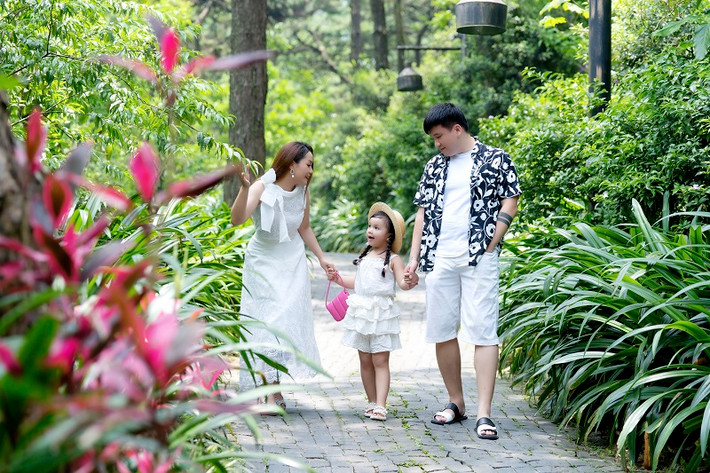 Chương trình Con đường âm nhạc - Nguyễn Ngọc Anh “Giấc mơ tôi” do Phòng ca nhạc Ban văn nghệ Đài truyền hình Việt Nam thực hiện vào 20h ngày 24/6, tại Cung văn hóa Hữu nghị Việt Xô. Chương trình sẽ được phát trực tiếp trên sóng VTV1.