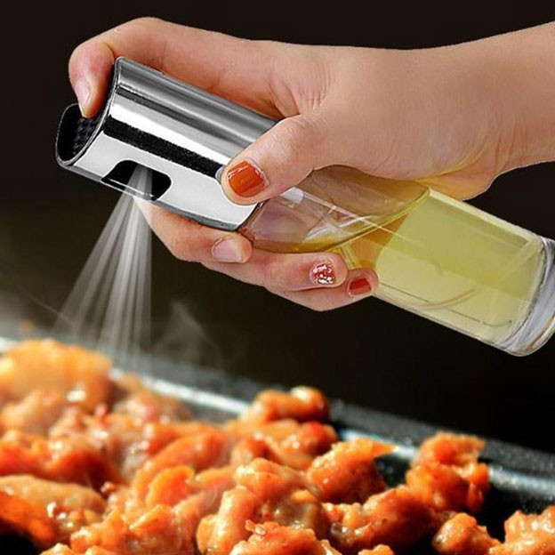 Kiểm soát lượng dầu ăn sử dụng qua “bình xịt” để thêm nếm không quá tay