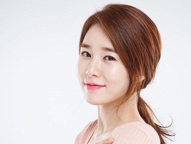 Yoo In Na (SN 1982) cũng là một trong những nữ diễn viên có màn “vịt hóa thiên nga” thành công nhất tại Hàn Quốc