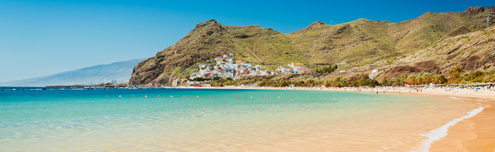Một số du khách khi đến đảo Tenerife kể rằng đã gặp phải sự việc lạ lùng như ở một số thời điểm trong ngày, thời gian dường như dừng lại.