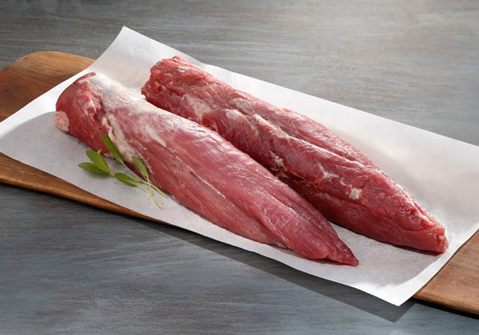 Thịt nạc thăn: Là phần thịt nạc gần như mềm nhất và hầu như không dính chút mỡ nào trên con lợn.
