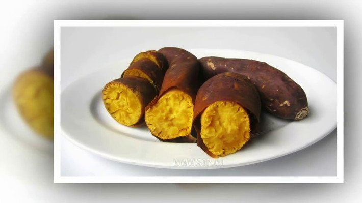 Một số món ăn tốt cho người chạy thận bao gồm: miến nấu thịt, thịt xào giá đỗ, khoai, lang luộc, sắn luộc… Ảnh: Youtube.