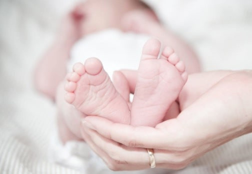 Để hợp tuổi với bố mẹ, các bậc phụ huynh có thể đặt tên cho con trai theo tam hợp.