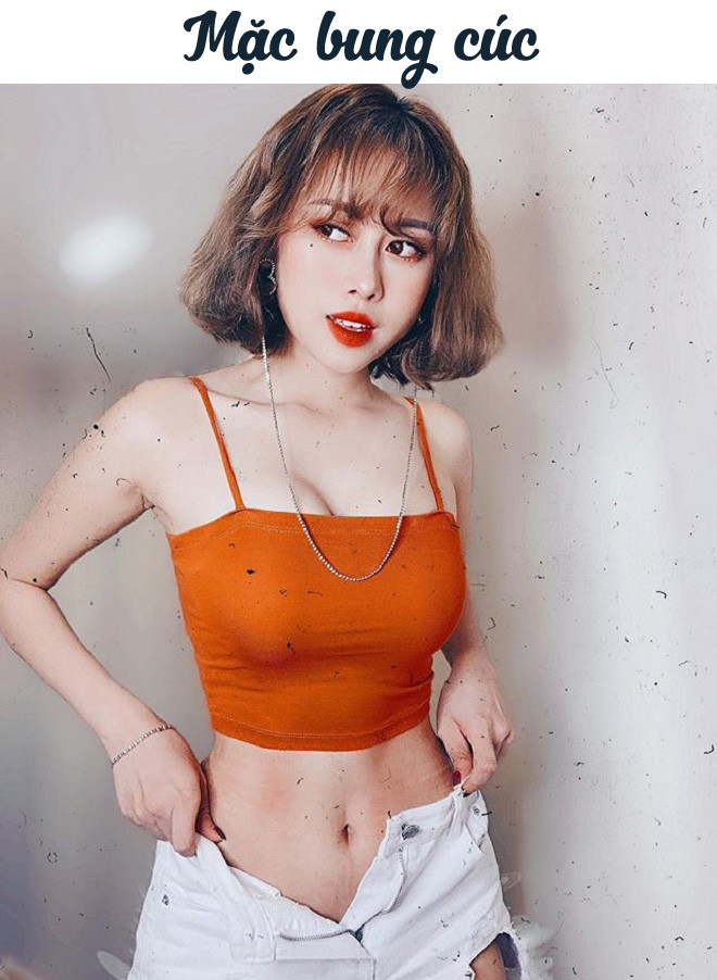 Với số đo 3 vòng gợi cảm và gương mặt khả ái cộng thêm phong cách thời trang nóng bỏng, Phương Thoa luôn nhận được nhiều lời khen ngợi ngoại hình từ người hâm mộ.