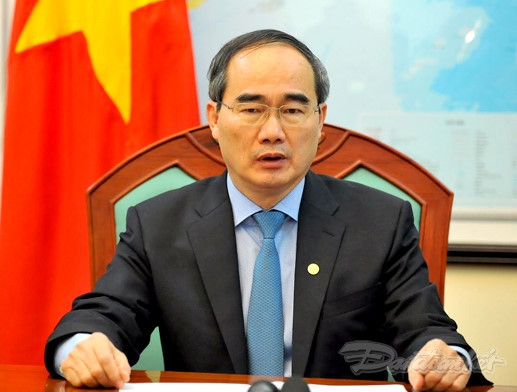 Ông Nguyễn Thiện Nhân đã luôn trăn trở và đề ra các giải pháp phát huy quyền làm chủ, vai trò giám sát của nhân dân với cấp ủy; đề ra các giải pháp giải quyết kịp thời các bức xúc, kiến nghị chính đáng của nhân dân, ban hành các quy định mới về tiếp thu rộng rãi ý kiến của nhân dân để góp phần xây dựng Đảng trong sạch, vững mạnh, xây dựng Chính quyền hiệu lực, hiệu quả.