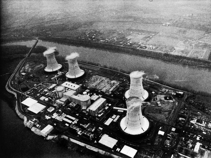 Do vậy, đến cuối tháng 4/1979, hàng trăm ngàn người dân quay trở về nhà sau khi nhận được thông báo của chính quyền bang về việc nơi ở của họ đã an toàn.