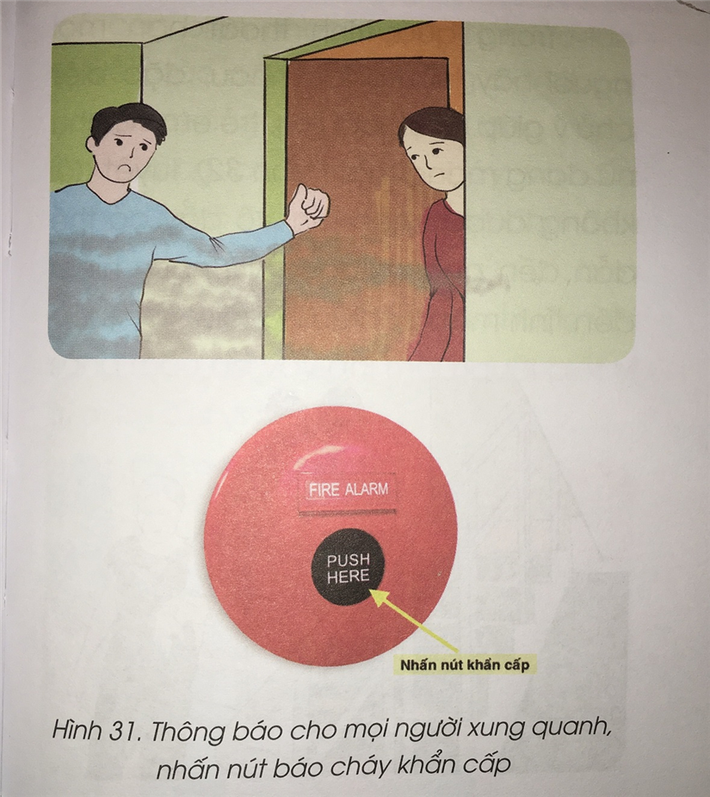 Trên đường di chuyển thoát nạn cần thông báo cho mọi người ở các căn hộ liền kề và nhấn nút báo cháy khẩn cấp để mọi người trong tòa nhà biết có sự cố cháy, kịp thời thoát nạn.