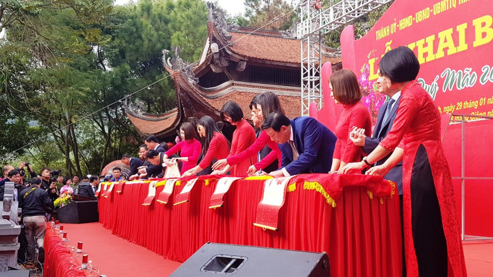 Lễ khai bút đề cao truyền thống tôn sư trọng đạo và gìn giữ phong tục khai bút đầu xuân tốt đẹp ngàn đời của dân tộc Việt Nam, nhằm bồi đắp nguyên khí quốc gia, nâng cao văn hóa đọc, góp phần xây dựng xã hội học tập, tôn vinh trí tuệ Việt Nam, đạo học Việt Nam.