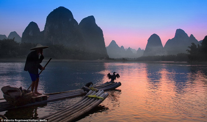 Những tấm ảnh này được chụp trên sông Ly Giang ở Quế Lâm, Trung Quốc.