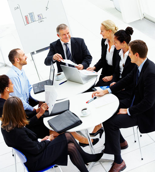 Về nghề nghiệp: Những người sinh ngày 4/4 thường khá hợp với công việc trong lĩnh vực kinh doanh, đầu tư và truyền thông.