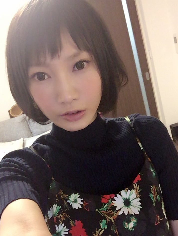 Yuka không ngại bất cứ loại thức ăn nào dù chúng có béo và nhiều dầu mỡ. Điều lạ là dù có sức ăn siêu khủng như thế nhưng "mỹ nữ phàm ăn" này lại vẫn thon gọn và xinh đẹp.