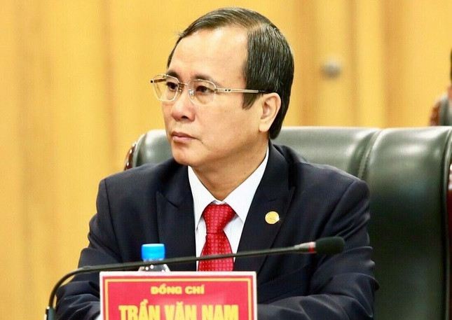 Với những sai phạm trên, ông Trần Văn Nam, Trần Thanh Liêm, Nguyễn Văn Minh cùng 22 bị can khác bị đề nghị truy tố về tội Vi phạm quy định về quản lý, sử dụng tài sản Nhà nước gây thất thoát, lãng phí. Ông Nguyễn Văn Minh cùng con gái Nguyễn Thục Anh và 4 bị can khác bị đề nghị truy tố về tội Tham ô tài sản.