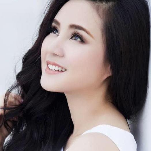 Nữ nghệ sĩ cũng chấm dứt câu chuyện với bà Phương Hằng và khẳng định bà Phương Hằng đã thua trong cuộc thách đố lần này, đồng thời yêu cầu nữ đại gia "đừng mè nheo nói nhiều nữa".