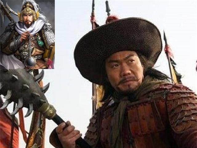 Tần Minh là một hổ tướng dũng mãnh của Lương Sơn Bạc, nổi tiếng với việc dùng chùy. Do có tính nóng như lửa, khỏe mạnh, dũng cảm nên ông có biệt danh là "Tích lịch hỏa". Vị anh hùng này giỏi dùng binh khí hạng nặng nên đã đánh bại, tiêu diệt được nhiều kẻ thù nguy hiểm.