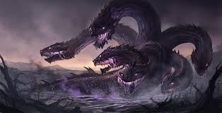 Một quái vật đáng sợ khác là Hydra. Là con của Typhon, Hydra được mô tả mang hình dáng của một con rắn khổng lồ có nhiều đầu. Máu của quái vật này chứa chất độc cực nguy hiểm. Ngay cả hơi thở của quái vật Hydra cũng rất hôi, có thể gây chết người. Tương truyền, sinh vật đáng sợ này sống ở trong một đầm lầy thuộc vùng Lernaean, Hy Lạp.