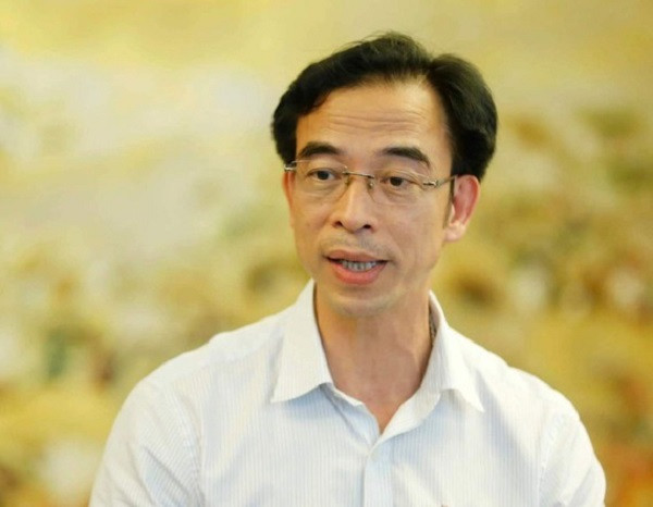 Ông Tuấn bị khởi tố liên quan vụ án xảy ra tại Bệnh viện Tim Hà Nội và các đơn vị liên quan. C03 cáo buộc ông Tuấn cùng một số cán bộ Bệnh viện Tim Hà Nội và các đơn vị liên quan có vi phạm trong đấu thầu mua sắm vật tư, hóa chất, thiết bị y tế. Điều này làm tăng chi phí, gây thiệt hại tài sản cho Nhà nước và người bệnh, ảnh hưởng công tác khám, chữa bệnh.