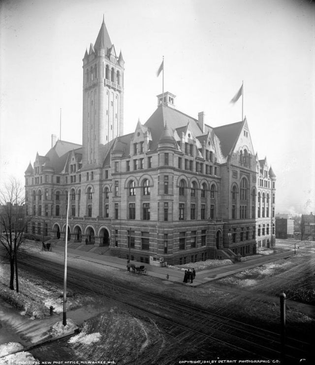 Quy mô "khủng" của tòa nhà bưu điện ở Milwaukee, Wisconsin, Mỹ năm 1901.