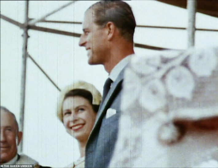 Nữ hoàng Elizabeth II và Hoàng thân Philip có khoảng thời gian vui vẻ và ý nghĩa khi đến New Zealand năm 1953.