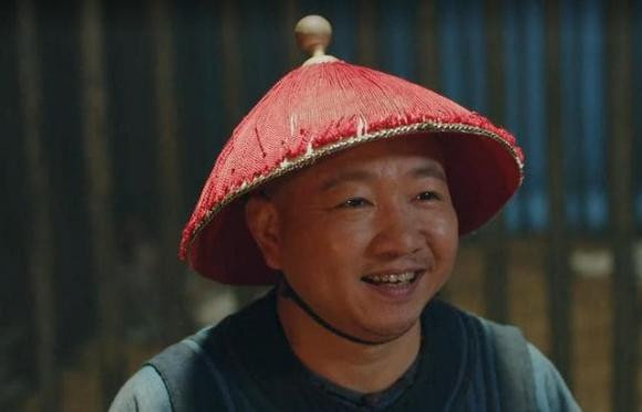 Tù nhân và gia đình phạm nhân hối lộ nha dịch với hy vọng sẽ được họ chăm lo cho việc ăn uống, ngủ nghỉ tốt hơn so với những tù nhân xuất thân nghèo khổ.