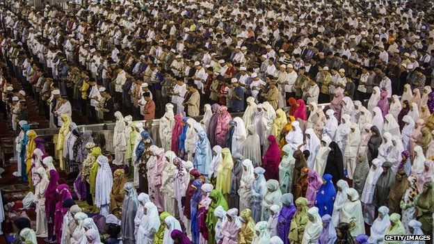 Indonesia là quốc gia có người Hồi giáo đông nhất thế giới, với 86,1% dân số theo đạo Hồi (khoảng trên 200 triệu người).