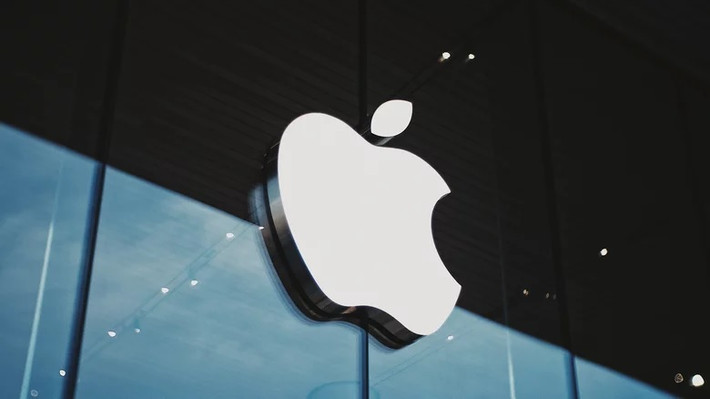 Nếu tích hợp quay video thì chuông cửa thông minh của Apple sẽ tận dụng dịch vụ HomeKit Secure Video với mã hóa đầu cuối để lưu trữ dữ liệu an toàn trên iCloud. Ảnh: Sukrita Rungroj/Shutterstock.