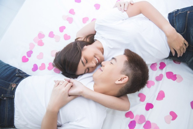 2 - Quá mệt mỏi: Đừng làm bất cứ điều gì khi tâm trạng, thể chất không tốt. Trong xã hội ngày nay, áp lực công việc lớn, mọi người thường xuyên căng thẳng, nếu tiếp tục quan hệ tình dục sau khi làm việc quá sức sẽ dẫn đến tỷ lệ đột tử tăng cao.