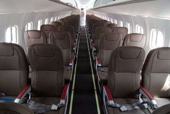 Tất cả ghế ngồi (ghế vé hạng phổ thông, hạng doanh nhân và hạng nhất) của ATR 72-600 đều được sản xuất với có trọng lượng nhẹ, chỉ nặng 9kg/mỗi ghế.
