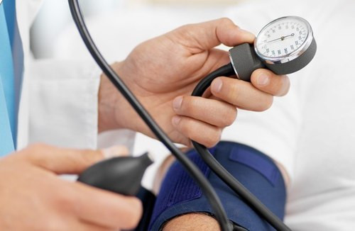 Về sức khỏe: Những người sinh ngày 5/3 có thể bị cao huyết áp, đau dạ dày hay căng thẳng. Do đó, bạn cần điều chỉnh thói quen sinh hoạt, điều chỉnh lịch làm việc - nghỉ ngơi và thường xuyên kiểm tra sức khỏe định kỳ.