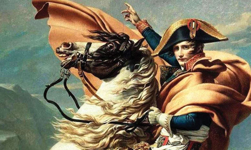 1. Theo một số tài liệu lịch sử, Hoàng đế Napoleon Bonaparte khá lùn. Theo đó, một số tài liệu ghi rằng, Napoleon cao khoảng 1,57m.