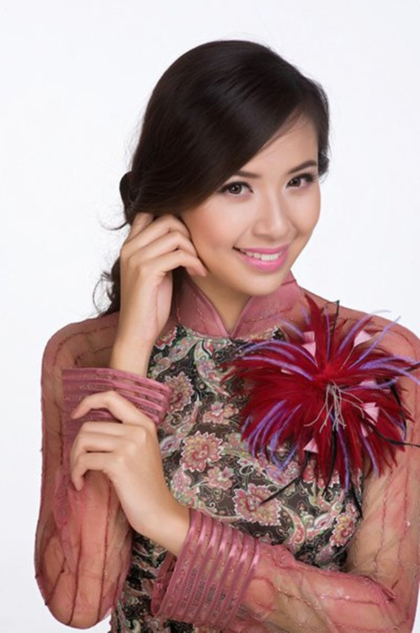 Nguyễn Ngọc Kiều Khanh sinh năm 1992 tại Đức. Năm 2010, cô về nước thi Hoa hậu Thế giới người Việt và giành giải Á hậu 1. Ảnh: FBCN.