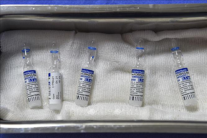 Vắc xin ZyCoV-D được Zydus Cadila hợp tác phát triển với Cục Công nghệ Sinh học Ấn Độ. Đây là loại vắc xin nghiên cứu trong nước thứ hai được cấp phép sử dụng khẩn cấp ở Ấn Độ sau Covaxin của Bharat Biotech.