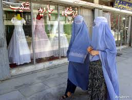 Mọi chuyện thay đổi khi Taliban sụp đổ vào năm 2001. Afghanistan thông qua hiến pháp vào năm 2004 nhằm khôi phục lại tinh thần của hiến pháp năm 1964. Trong số này có quyền bình đẳng của phụ nữ với nam giới và quyền được giáo dục, làm việc.