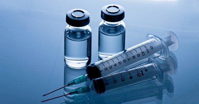 Vào năm 2017, Việt Nam sản xuất vắc-xin "2 trong 1" sởi - rubella. Đến năm 2018 - 2019, các nhà khoa học thành công với 3 loại vắc-xin phòng cúm mùa, viêm não Nhật Bản tế bào và bại liệt bất hoạt. Hiện các nhà khoa học đang tiến hành thử nghiệm lâm sàng trên người các loại vắc xin phòng COVID-19 gồm: Nanocovax, Covivac. Vắc xin ARCT-154 dự kiến bắt đầu thử nghiệm tại Trường Đại học Y Hà Nội vào ngày 8/8.