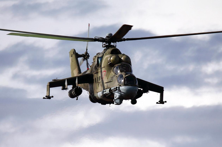 Chiến dịch đánh cắp trực thăng Liên Xô Mi-25 Hind-D được đánh giá là một trong những chiến dịch táo bạo nhất mà CIA từng thực hiện. Theo các tài liệu được công bố, vào những năm 1980, Liên Xô có quan hệ ngoại giao thân thiết với một số quốc gia châu Á và châu Phi.
