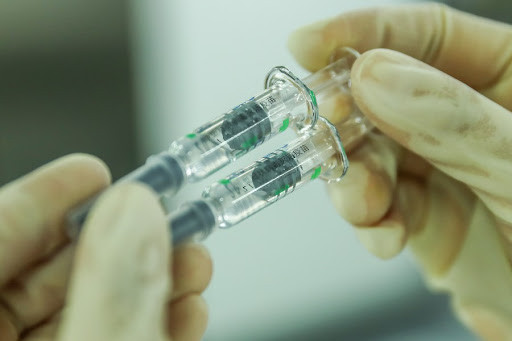 SinoPharm cho biết tất cả các nhà máy của họ hiện đang chạy hết công suất để đáp ứng nhu cầu vắc xin ngừa COVID-19 ở trong và ngoài nước.