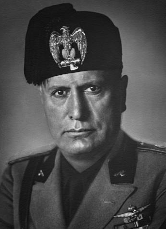 Vào năm 1966, vợ của Mussolini bất ngờ nhận được một gói hàng kỳ lạ được gửi từ Mỹ. Khi mở ra, bà biết được rằng đó là một phần bộ não của Mussolini.