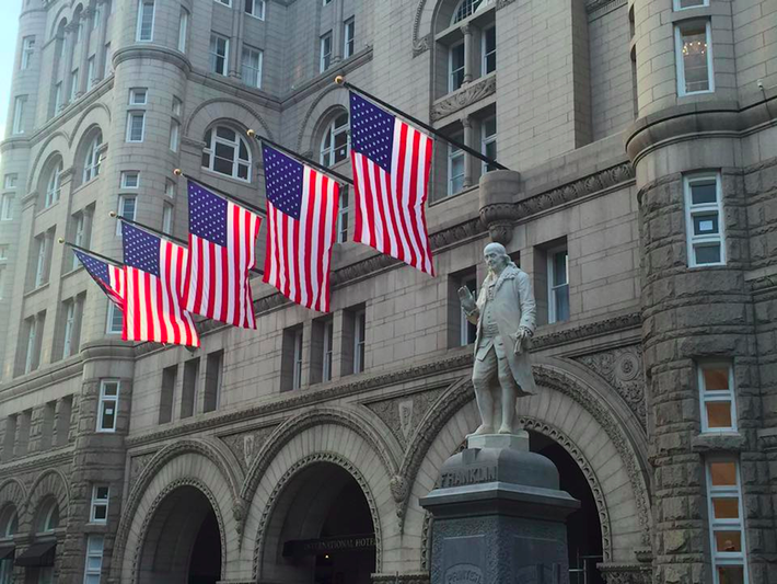 Khách sạn của tỷ phú Trump nằm trong tòa nhà cao thứ 3 ở Washington D.C.