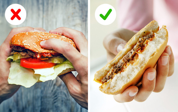 Ăn một chiếc burger lộn ngược với phần bánh lớn hơn bên dưới sẽ hấp thụ nhiều nước sốt hơn nửa bánh bé, tăng hương vị cho chiếc bánh mì kẹp thịt của bạn.