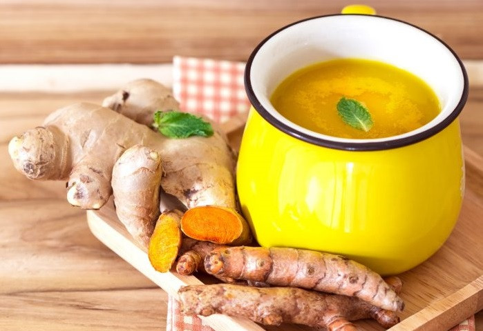 Trà nghệ gừng chanh: Khi mệt mỏi, cơ thể bạn đang là bị axít hóa, lúc này bạn rất cần một thức uống kiềm để trung hòa axít và trà nghệ gừng chanh là một ứng cử viên hàng đầu.