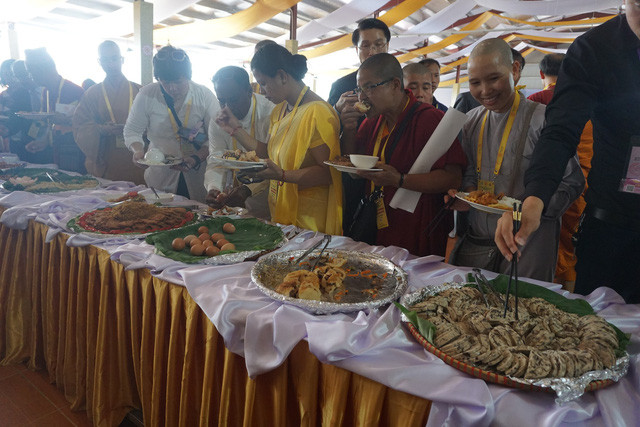 Cả thảy 4 ngày diễn ra Đại lễ Vesak 2019 sẽ có gần 500 món ăn chay được giới thiệu. Ảnh: GiadinhNet.
